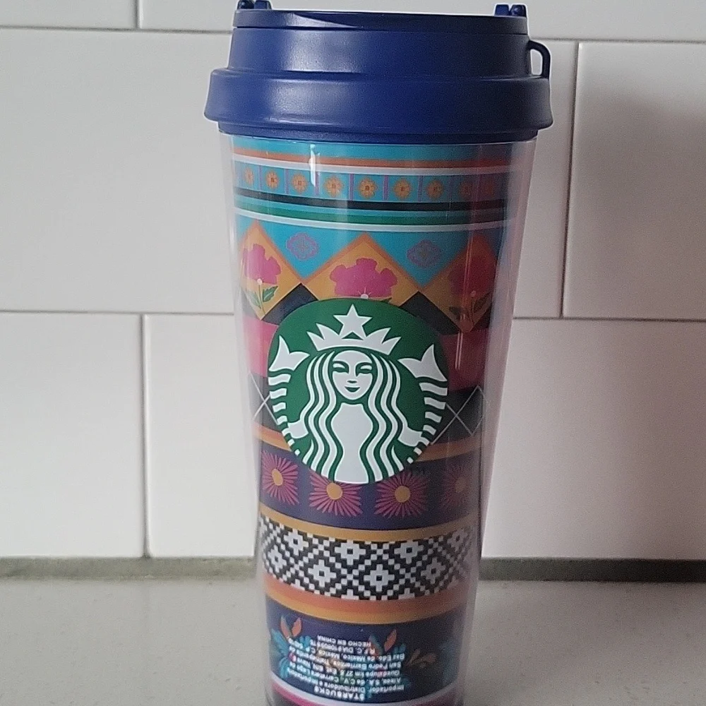 Starbucks 2022 Elma Mexico 20th Anniversary Acrylic Travel Cup w/keychain